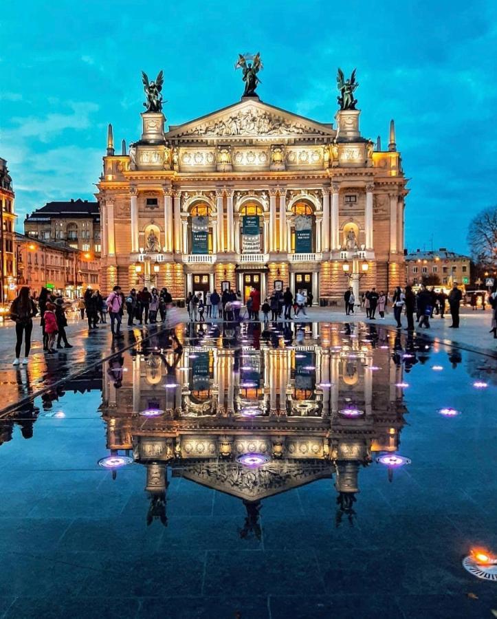 Apartments On Rynok Square Lviv Dış mekan fotoğraf